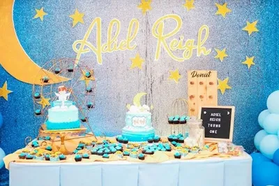 How To Hang Plastic Tablecloths On Wall For Beautiful Party Backdrops And Wall Decorations