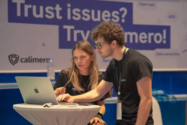 What To Bring To A Trade Show Booth: Essential Items, Signage, And Packing Tips What To Bring To A Trade Show Booth: Essential Items, Signage, And Packing Tips
