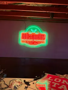 CustomApronsNow.Com