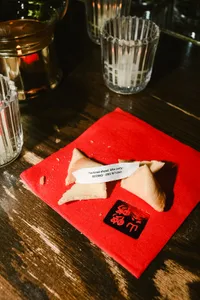 CustomApronsNow.Com - Custom Linen Beverage Napkin