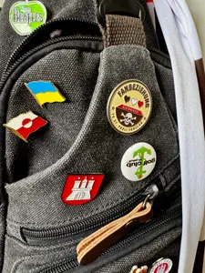 TableCoversNow.Com - Soft Enamel Pin