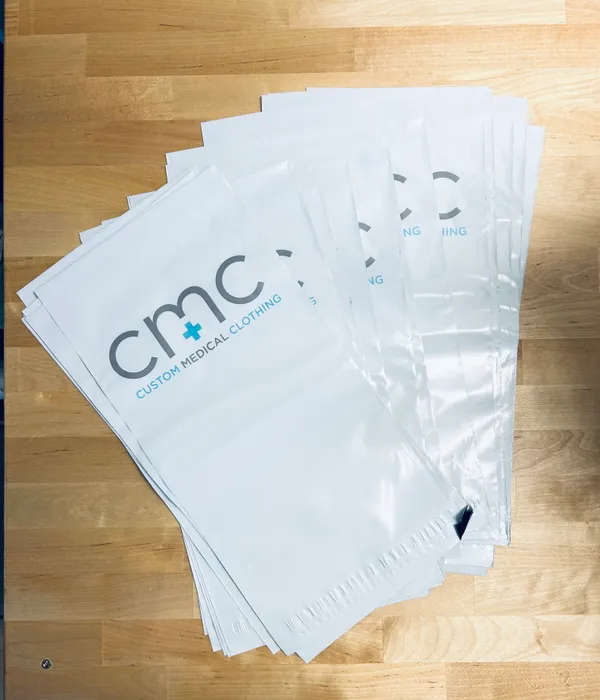 CustomApronsNow.Com - Custom Poly Mailer