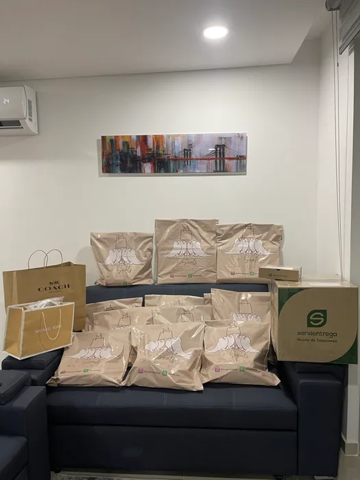 CustomApronsNow.Com - Custom Poly Mailer