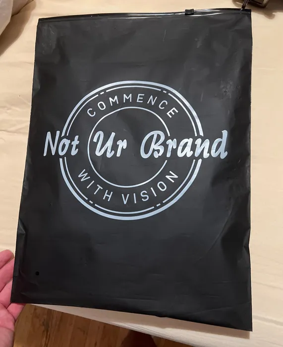 CustomApronsNow.Com - Zipper Frosted Bag