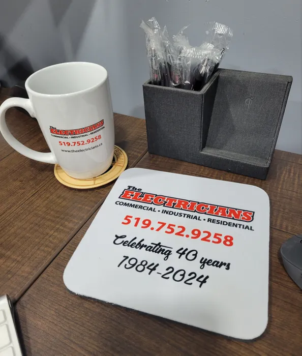 TableCoversNow.Com - Custom Square Mouse Pad