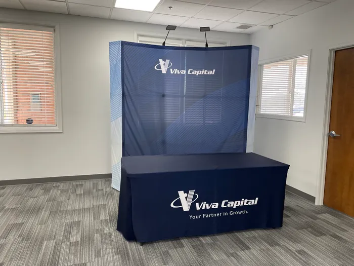 CustomApronsNow.Com - Custom Rectangle Table Covers