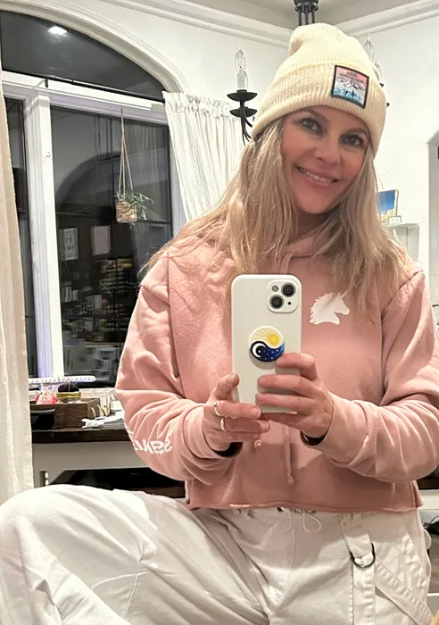 TableCoversNow.Com - Soft Acrylic Fiber Beanies