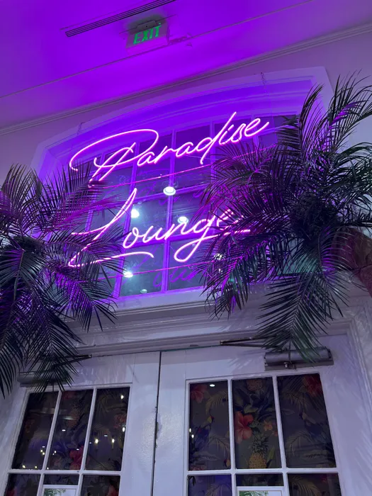 CustomApronsNow.Com - Custom Neon Sign
