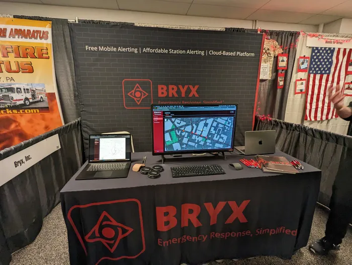 CustomApronsNow.Com - Custom Rectangle Table Covers