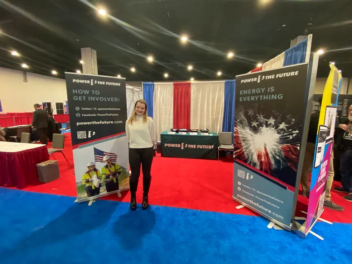 CustomApronsNow.Com - Custom Rectangle Table Covers