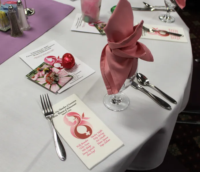 CustomApronsNow.Com - Custom Linen Guest Towel Napkin