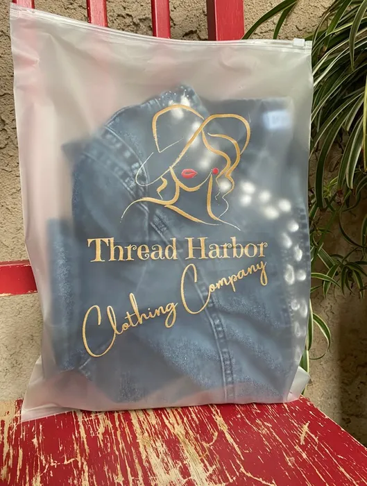 TableCoversNow.Com - Zipper Frosted Bag
