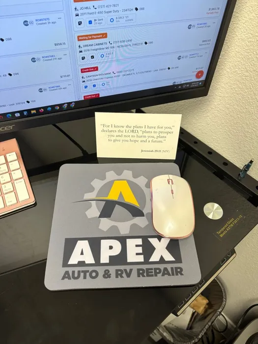 TableCoversNow.Com - Custom Square Mouse Pad