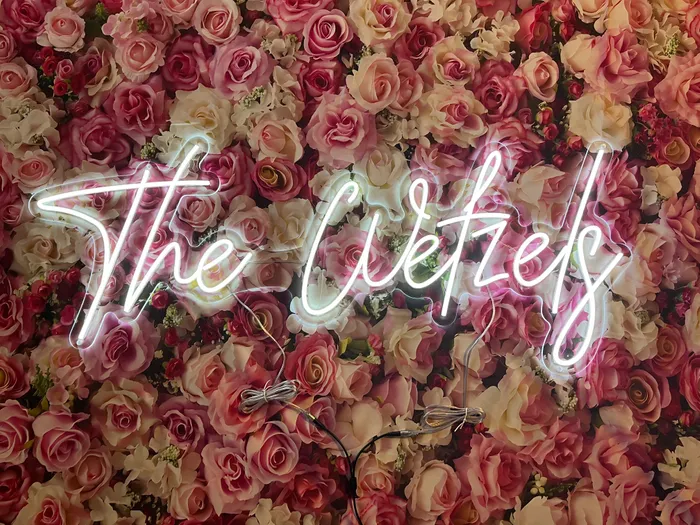 TableCoversNow.Com - Custom Neon Sign