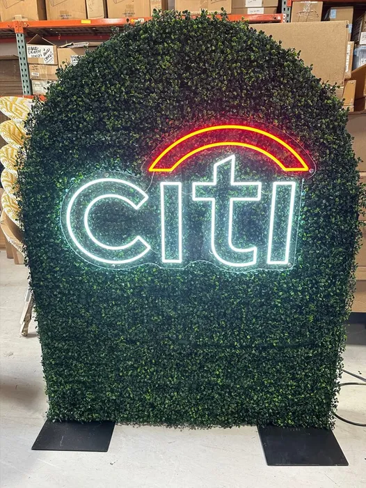 TableCoversNow.Com - Artwork Neon Sign