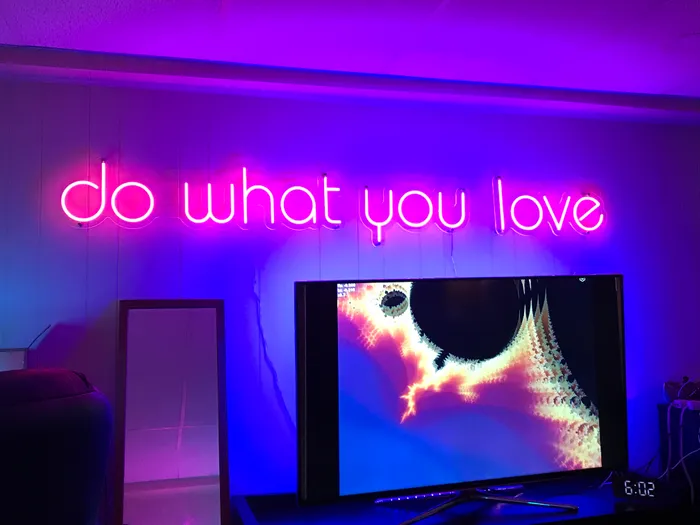 TableCoversNow.Com - Do What You Love Neon Sign