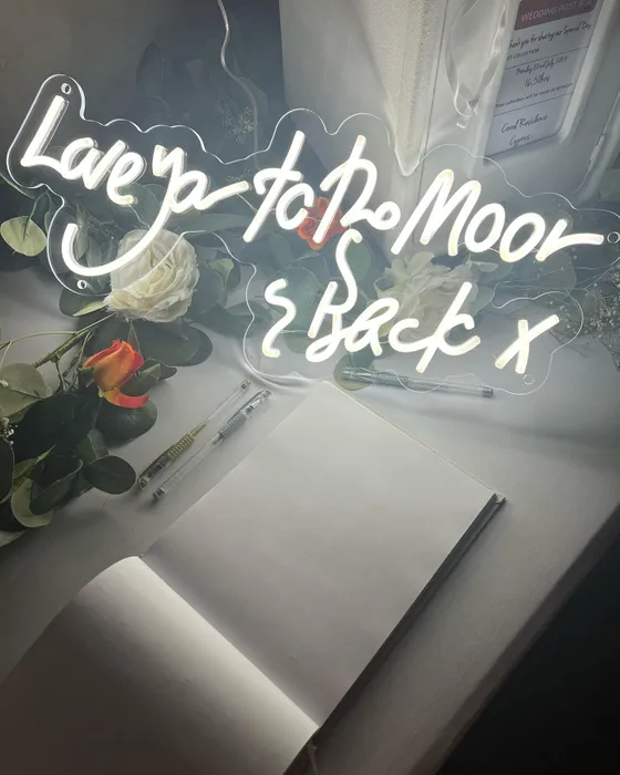 TableCoversNow.Com - Artwork Neon Sign