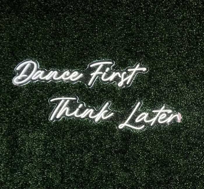 TableCoversNow.Com - Custom Neon Sign