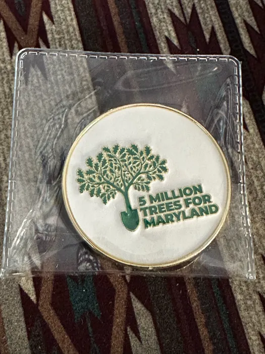 CustomApronsNow.Com - Soft Enamel Pin