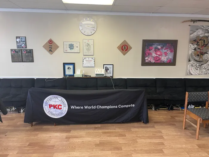 TableCoversNow.Com - Custom Vinyl Banners