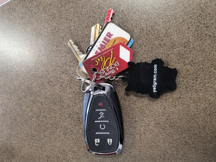 CustomApronsNow.Com - PVC Keychain