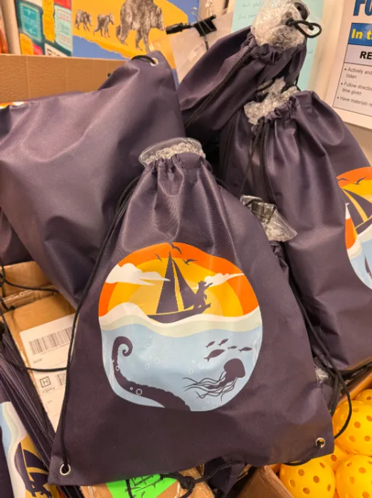 CustomApronsNow.Com - Custom Non-Woven Drawstring Bag