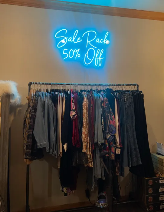 TableCoversNow.Com - Custom Neon Sign