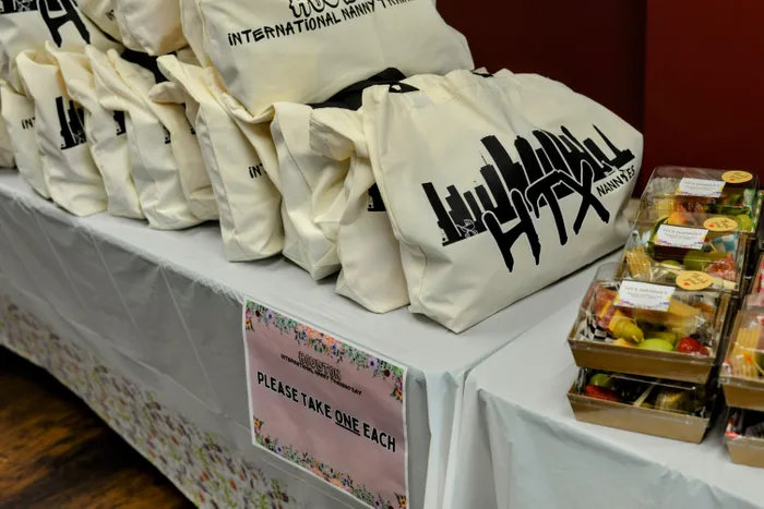 CustomApronsNow.Com - Custom Natural Cotton Tote Bag