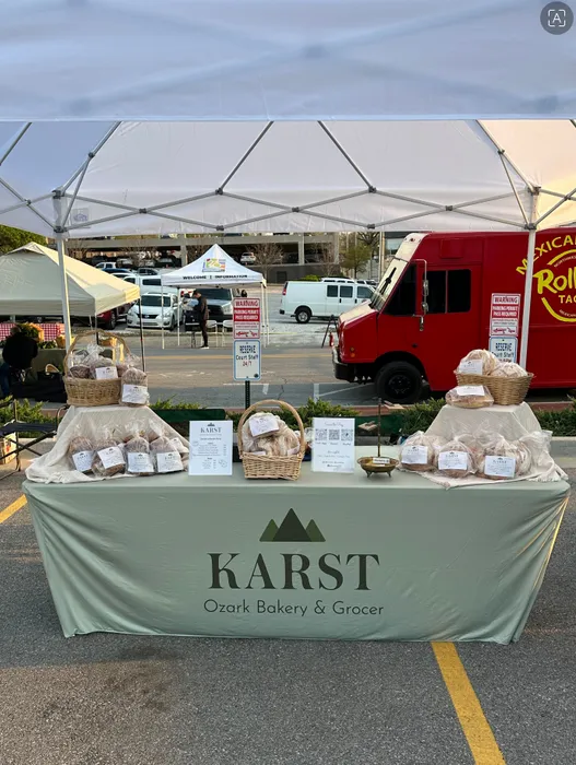 CustomApronsNow.Com - Custom Rectangle Table Covers