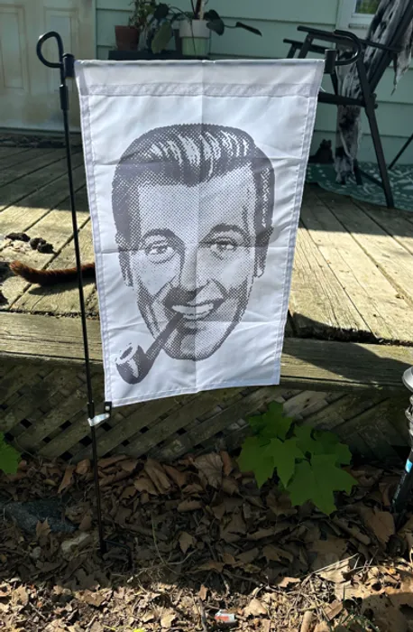 TableCoversNow.Com - Garden Flag