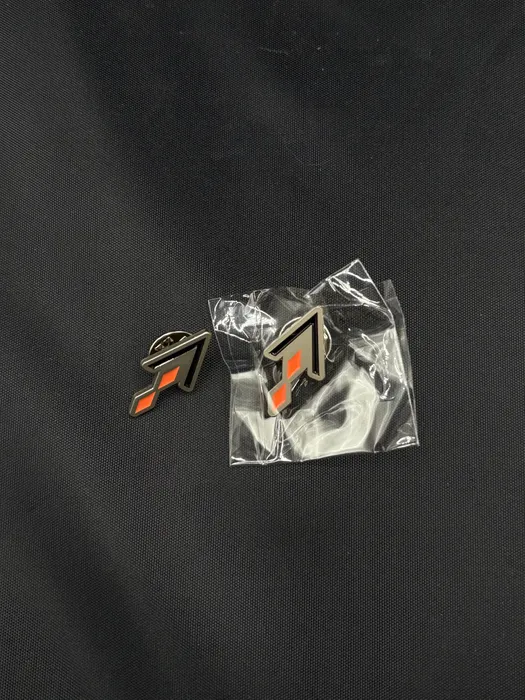 CustomApronsNow.Com - Soft Enamel Pin