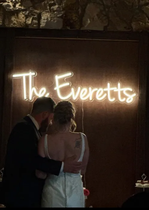 TableCoversNow.Com - Custom Neon Sign