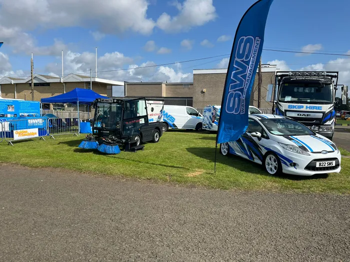 TableCoversNow.Com - Feather Flag