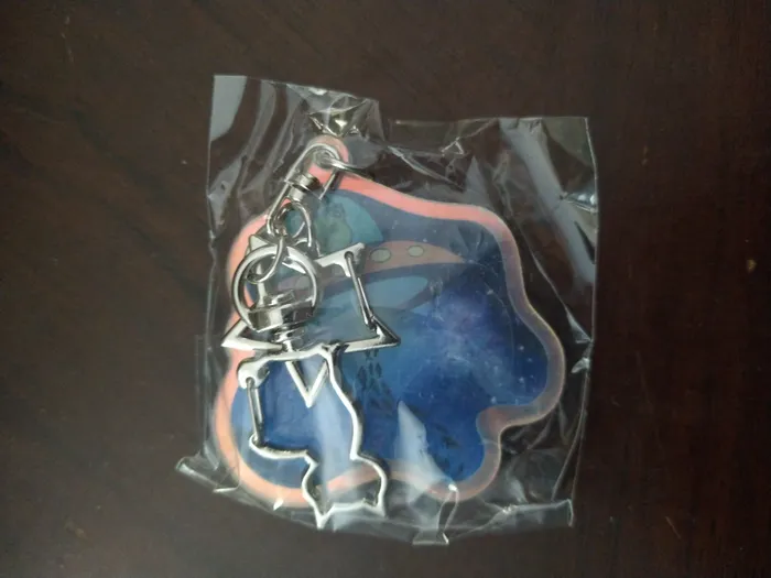 CustomApronsNow.Com - Acrylic Keychain Deal