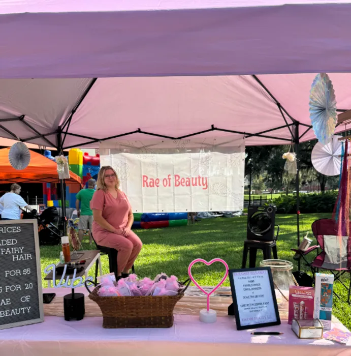 CustomApronsNow.Com - Vinyl Mesh Banners