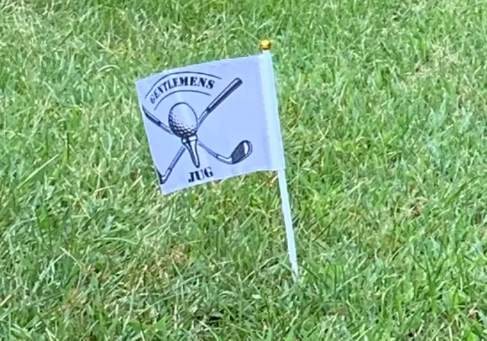 CustomApronsNow.Com - Custom Hand Flags