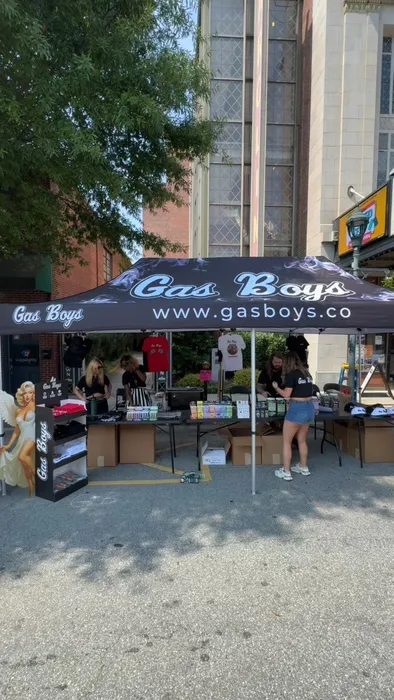 CustomApronsNow.Com - Custom Outdoor Trade Show Displays Heavy Duty 20ft X 10ft