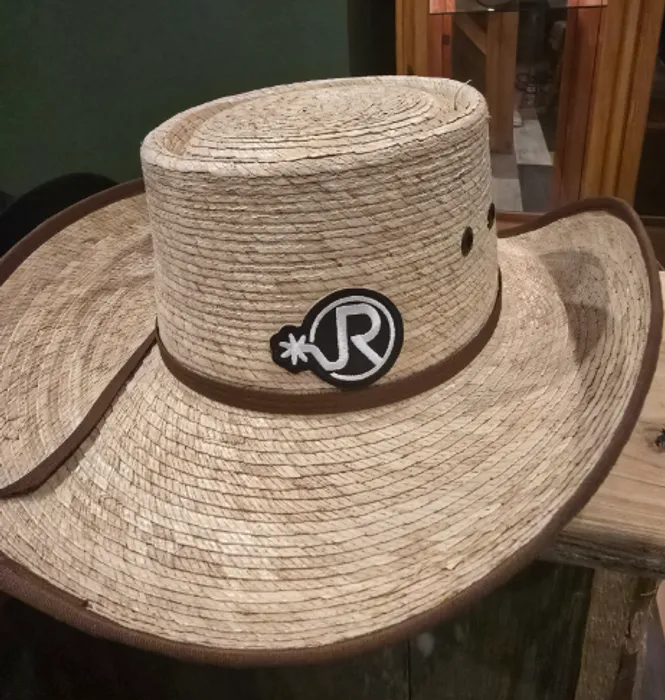 CustomApronsNow.Com - Embroidered Patches