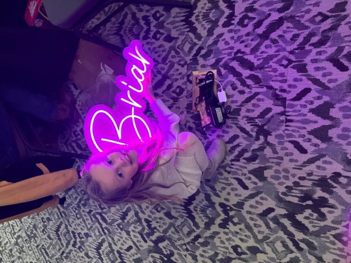 CustomApronsNow.Com - Custom Neon Sign