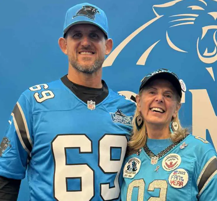 CustomApronsNow.Com - Embroidered Patches