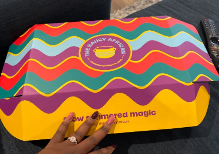 CustomApronsNow.Com - Custom Mailer Box