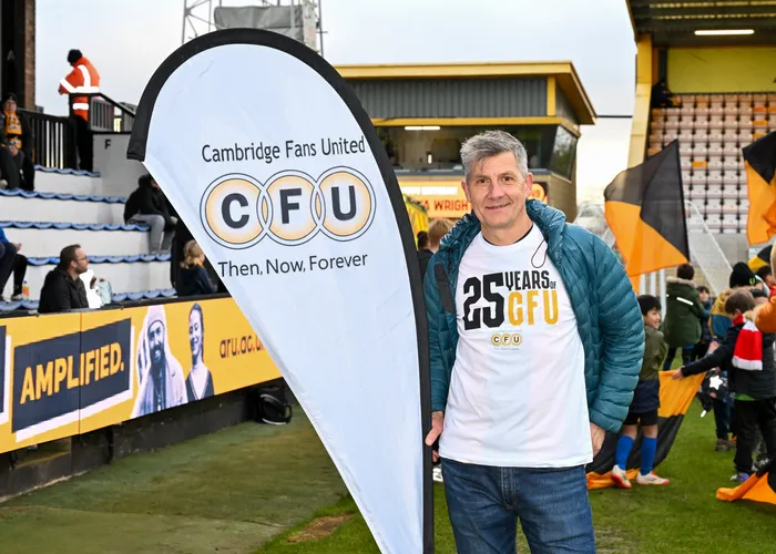 TableCoversNow.Com - Teardrop Flag