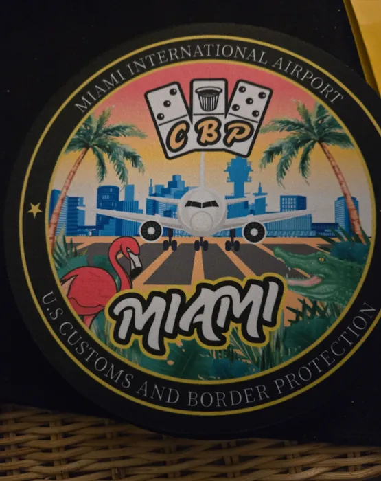 CustomApronsNow.Com - Custom Round Mouse Pad