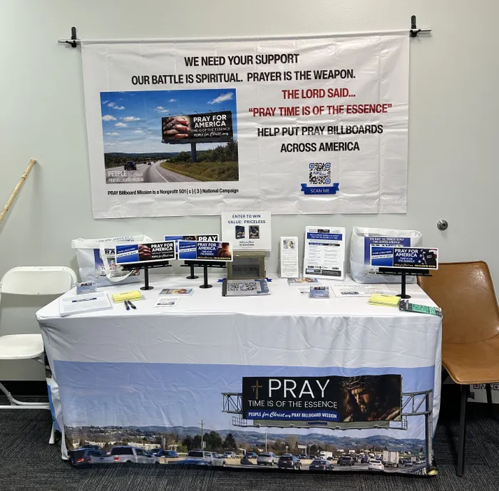 TableCoversNow.Com - Custom Vinyl Banners