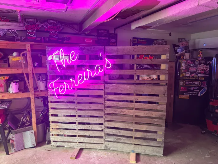 TableCoversNow.Com - Custom Neon Sign