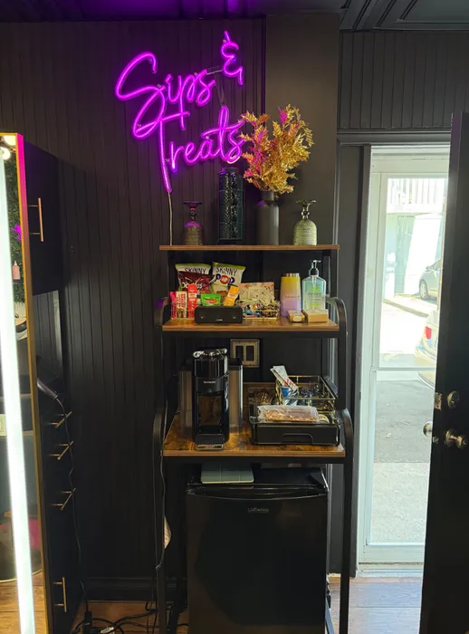 TableCoversNow.Com - Custom Neon Sign