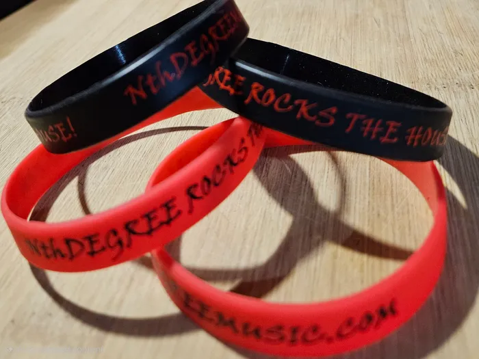 CustomApronsNow.Com - Full Color Silicone Wristbands