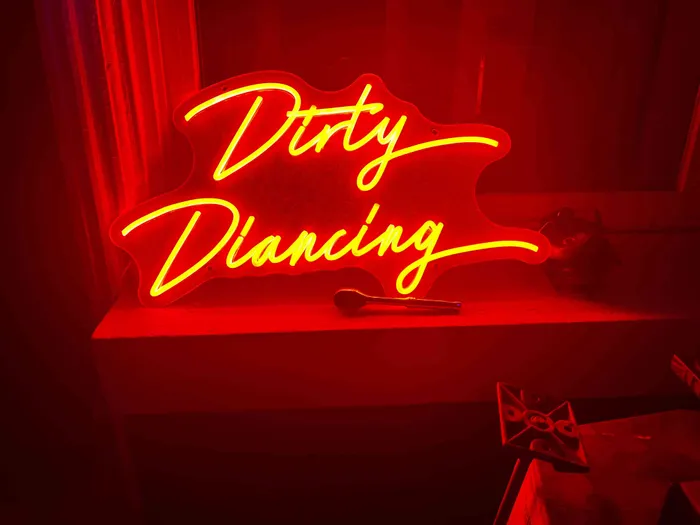 TableCoversNow.Com - Custom Neon Sign