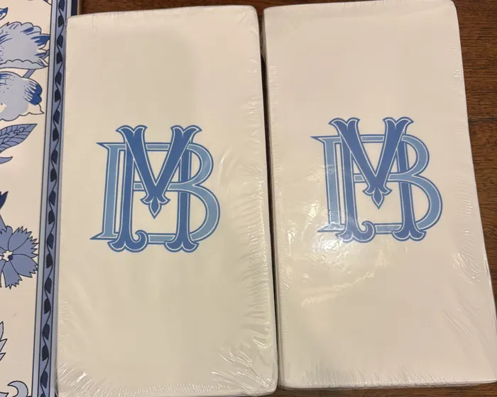 CustomApronsNow.Com - Custom Paper Guest Towel Napkins