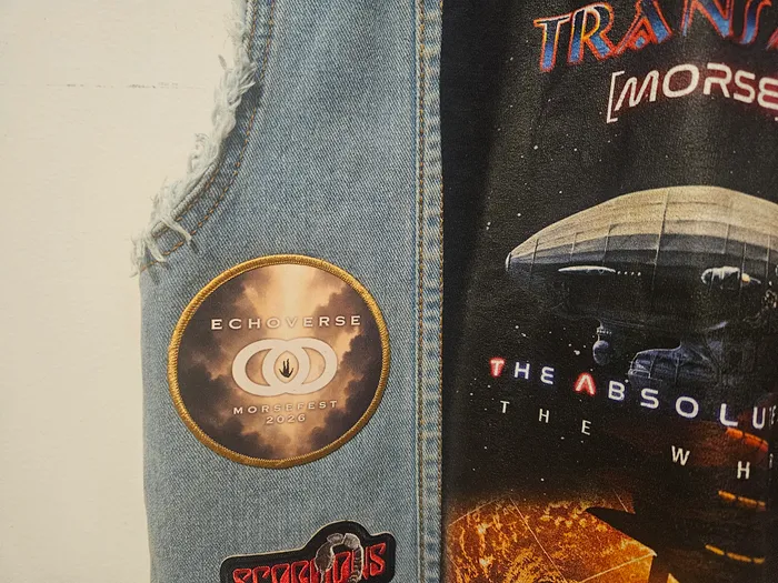 CustomApronsNow.Com - Embroidery + Printed Patch